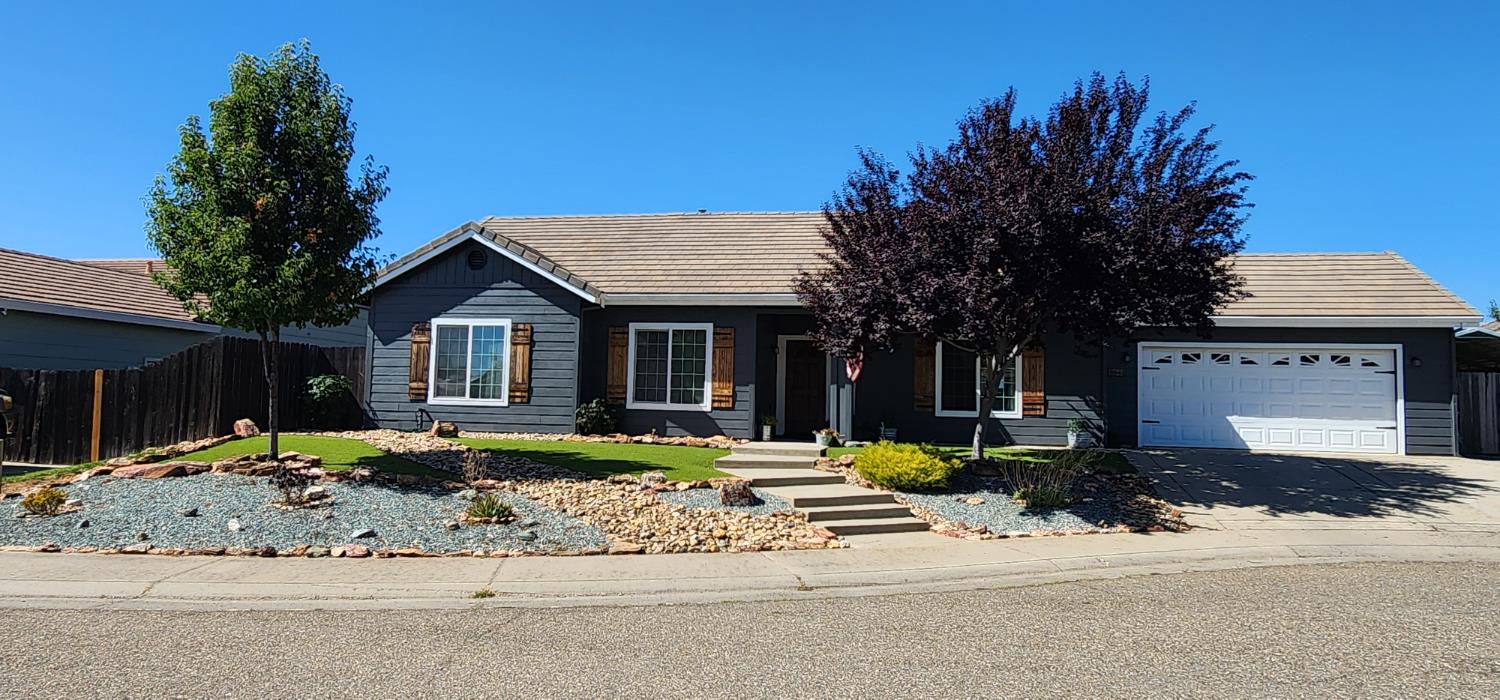 Detail Gallery Image 1 of 38 For 461 Quailhollow Dr, Ione,  CA 95640 - 3 Beds | 2 Baths