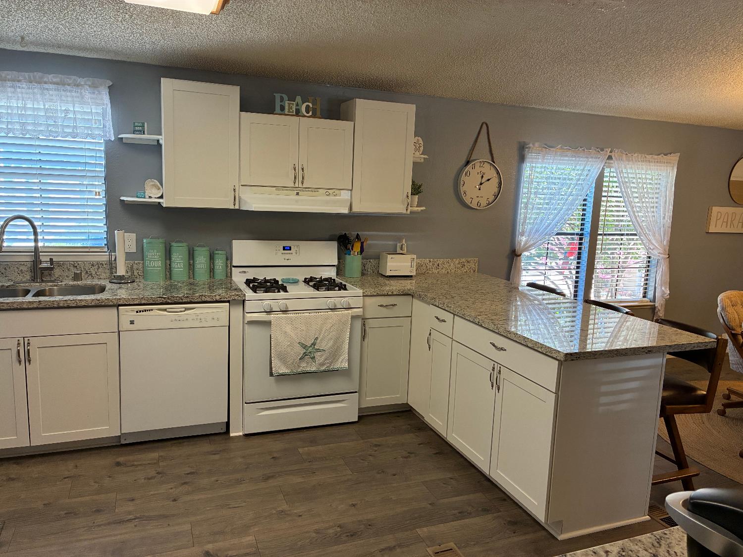 Detail Gallery Image 13 of 22 For 1500 Held Dr, Modesto,  CA 95355 - 3 Beds | 2 Baths