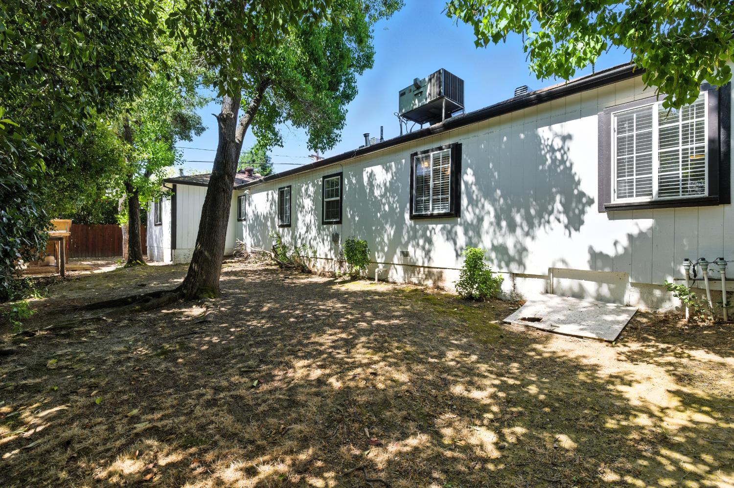 Detail Gallery Image 32 of 39 For 5302 Illinois Ave, Fair Oaks,  CA 95628 - 3 Beds | 2 Baths