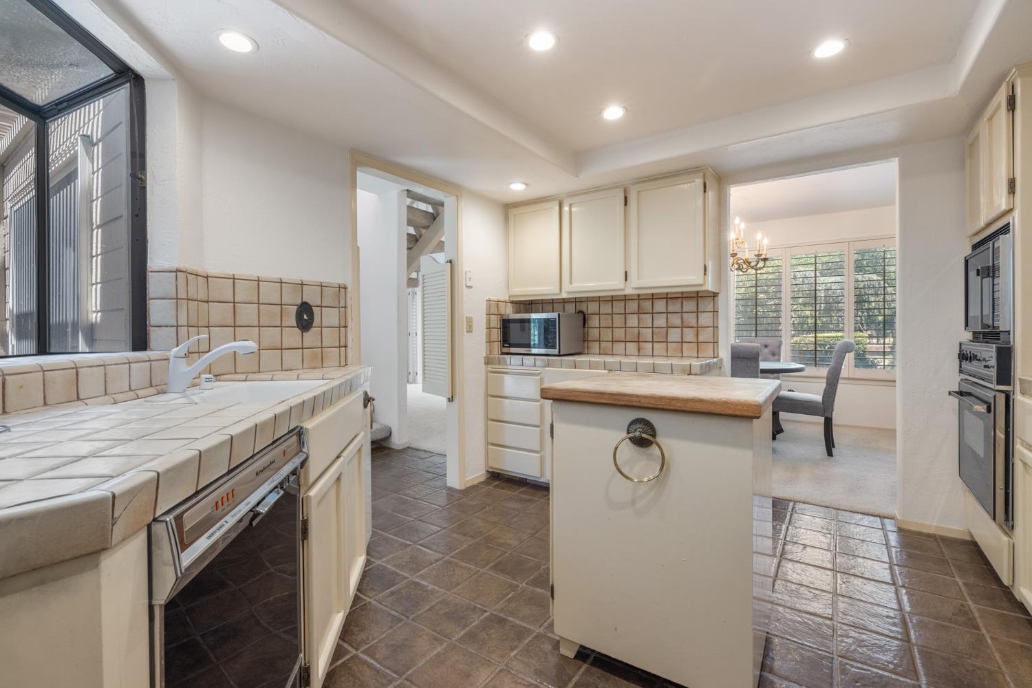 Detail Gallery Image 14 of 39 For 1347 Paseo Redondo Dr, Merced,  CA 95348 - 2 Beds | 2/1 Baths