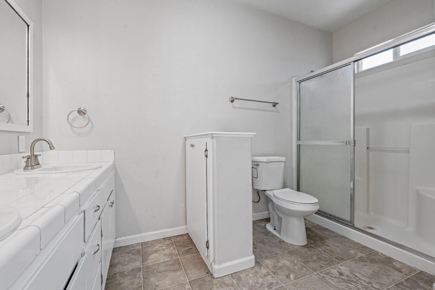 Detail Gallery Image 24 of 42 For 1319 Ronald Ave, Modesto,  CA 95350 - 3 Beds | 2 Baths