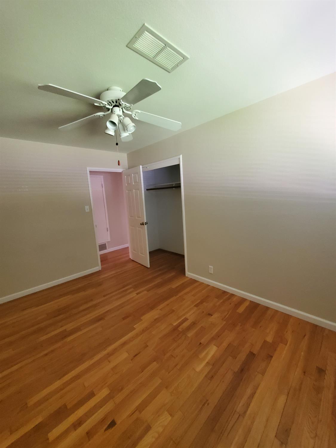 Detail Gallery Image 14 of 28 For 1326 Cypress Ave, Modesto,  CA 95350 - 3 Beds | 2 Baths