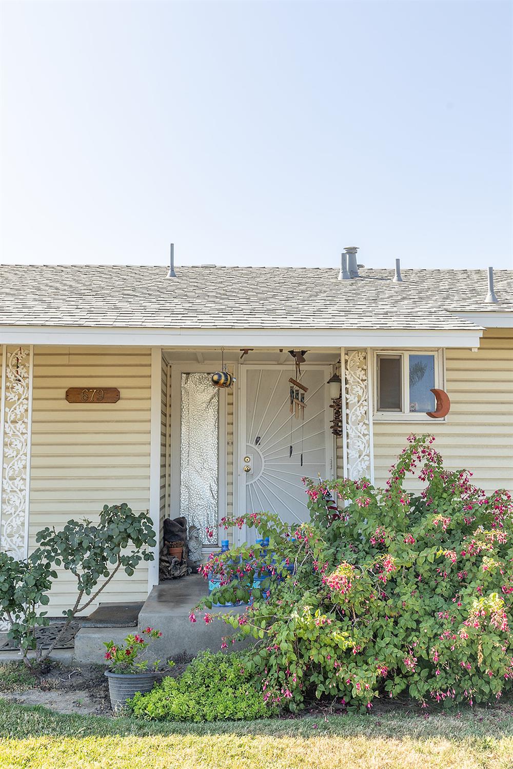 Detail Gallery Image 6 of 6 For 679 E D St, Oakdale,  CA 95361 - 3 Beds | 2 Baths