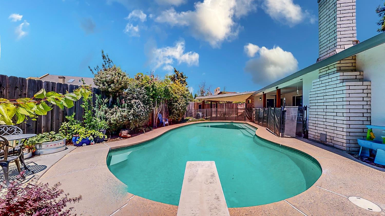 Detail Gallery Image 35 of 45 For 1781 Smith Dr, Turlock,  CA 95382 - 3 Beds | 2/1 Baths