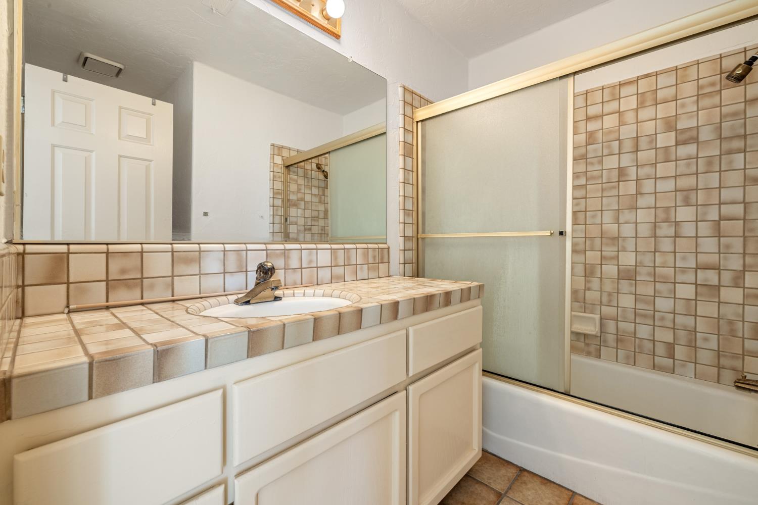 Detail Gallery Image 30 of 39 For 1347 Paseo Redondo Dr, Merced,  CA 95348 - 2 Beds | 2/1 Baths
