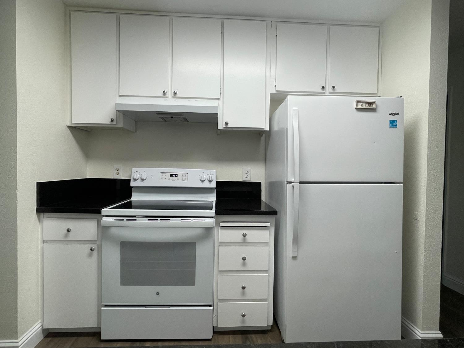 Detail Gallery Image 3 of 31 For 2900 Andre Ln #243,  Turlock,  CA 95382 - 2 Beds | 2 Baths