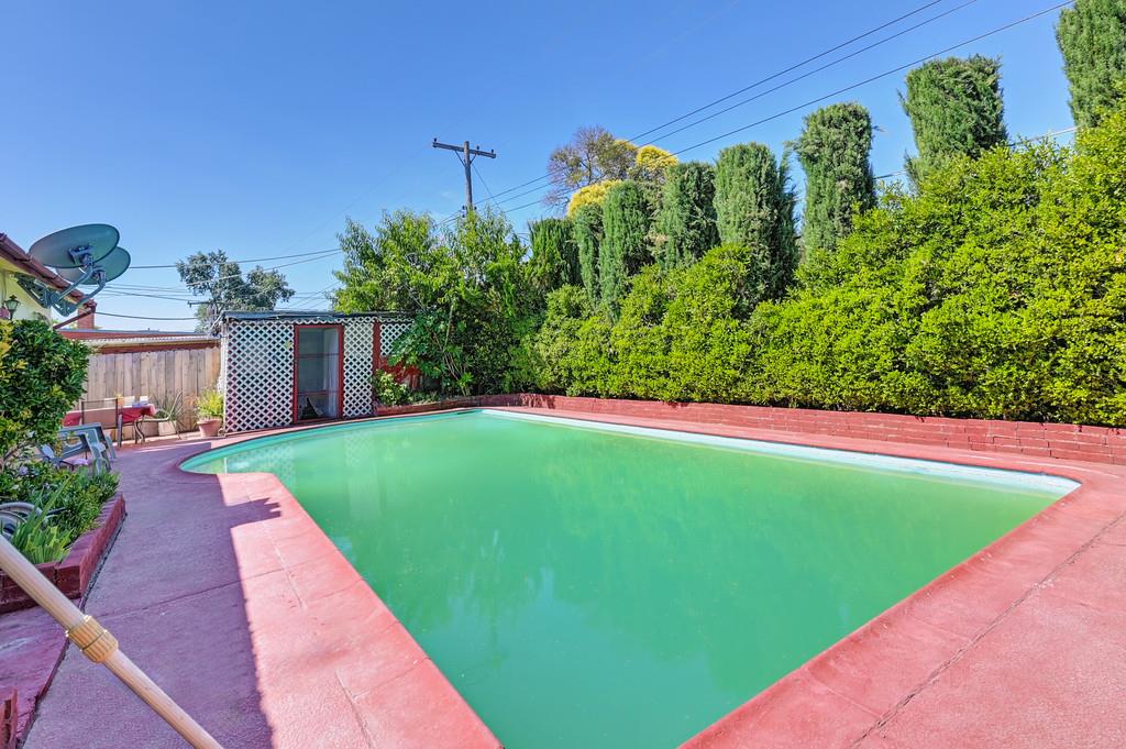 Detail Gallery Image 18 of 21 For 5433 Edgerly Way, Carmichael,  CA 95608 - 3 Beds | 2 Baths