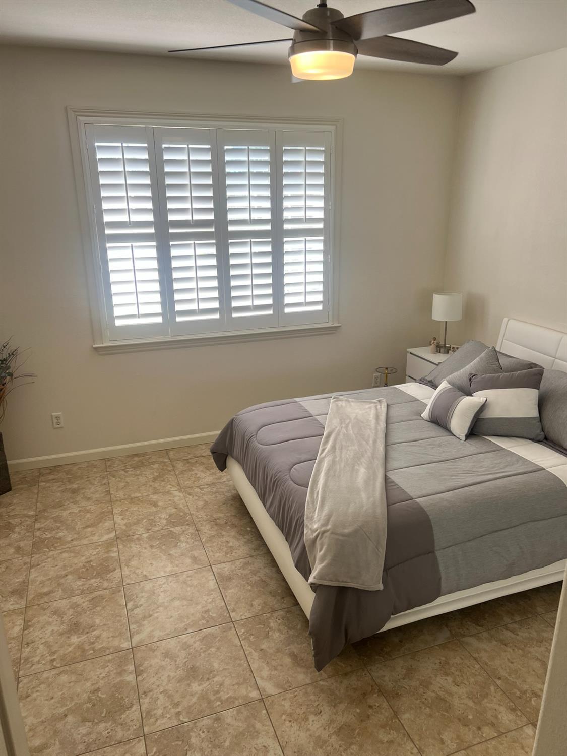 Detail Gallery Image 34 of 45 For 4216 Blake, Modesto,  CA 95356 - 4 Beds | 3 Baths