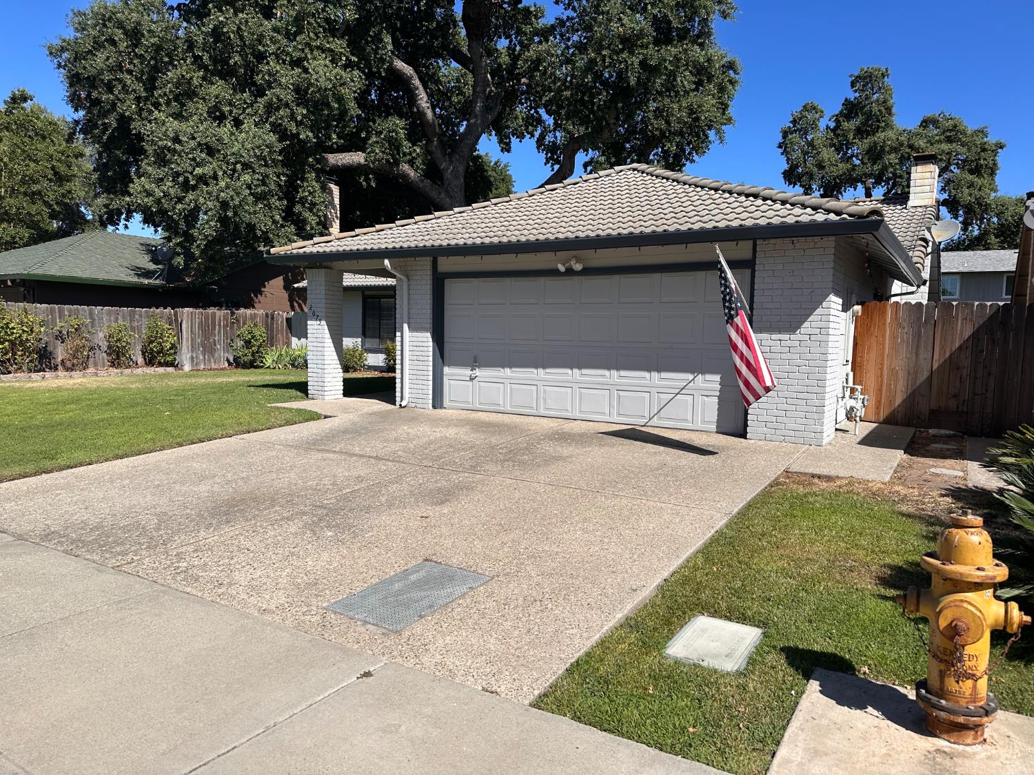 Detail Gallery Image 3 of 30 For 2675 Wheatfield St, Stockton,  CA 95209 - 4 Beds | 2 Baths