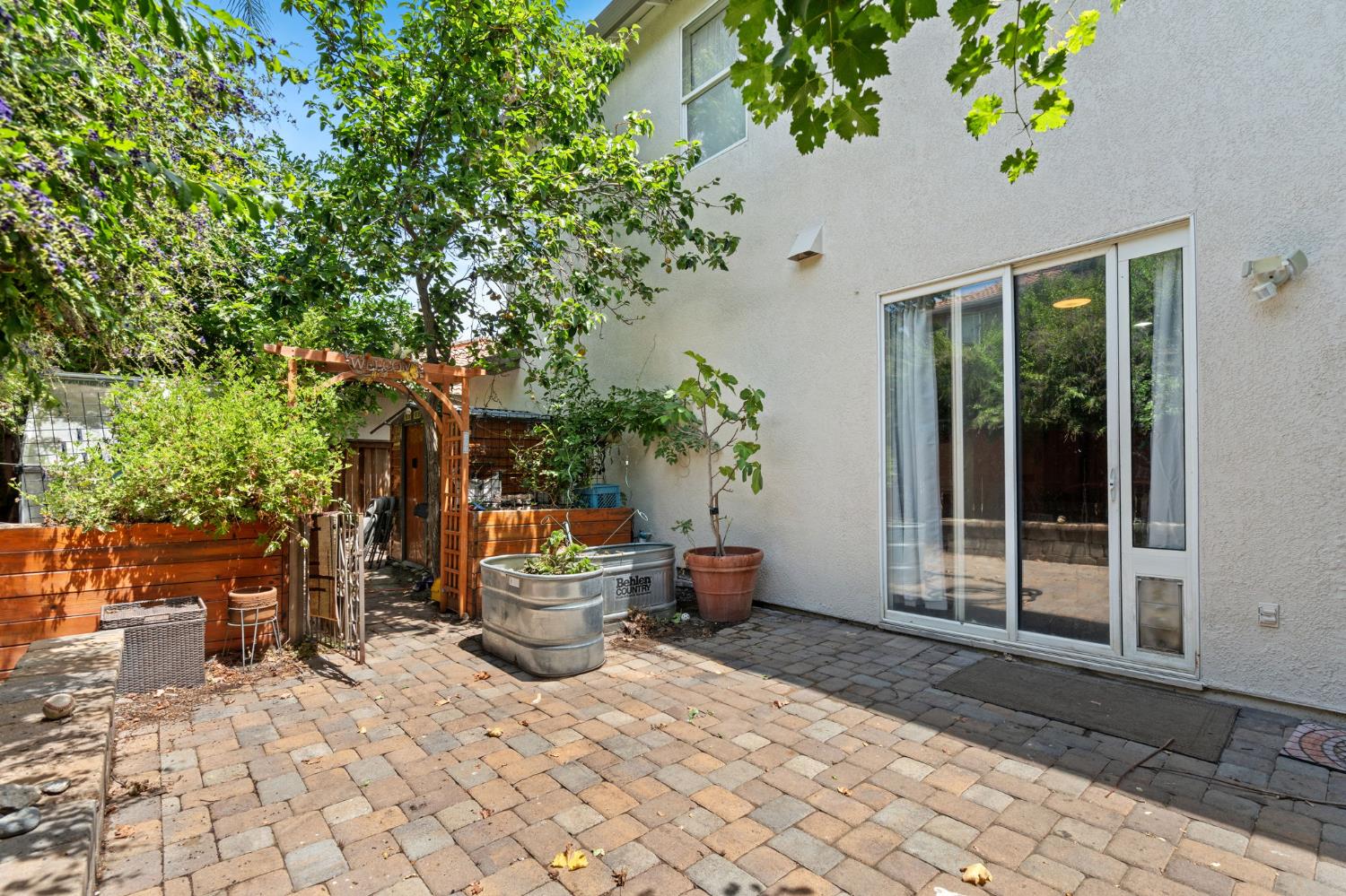 Detail Gallery Image 25 of 40 For 3 Michelson Ct, Sacramento,  CA 95835 - 5 Beds | 3 Baths
