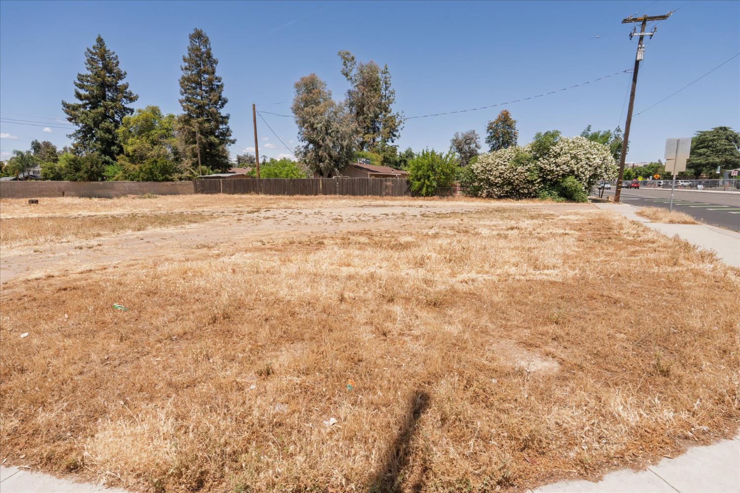 N Maple Avenue, Fresno, California image 8