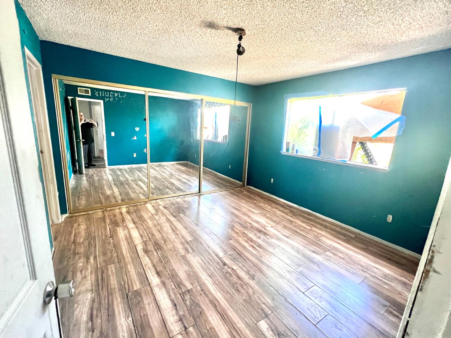 Detail Gallery Image 10 of 14 For 4101 Cedargrove Dr, Sacramento,  CA 95826 - 3 Beds | 2 Baths