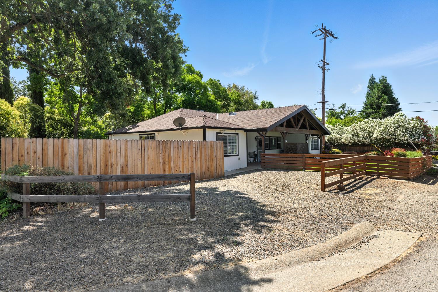 Detail Gallery Image 29 of 39 For 5302 Illinois Ave, Fair Oaks,  CA 95628 - 3 Beds | 2 Baths