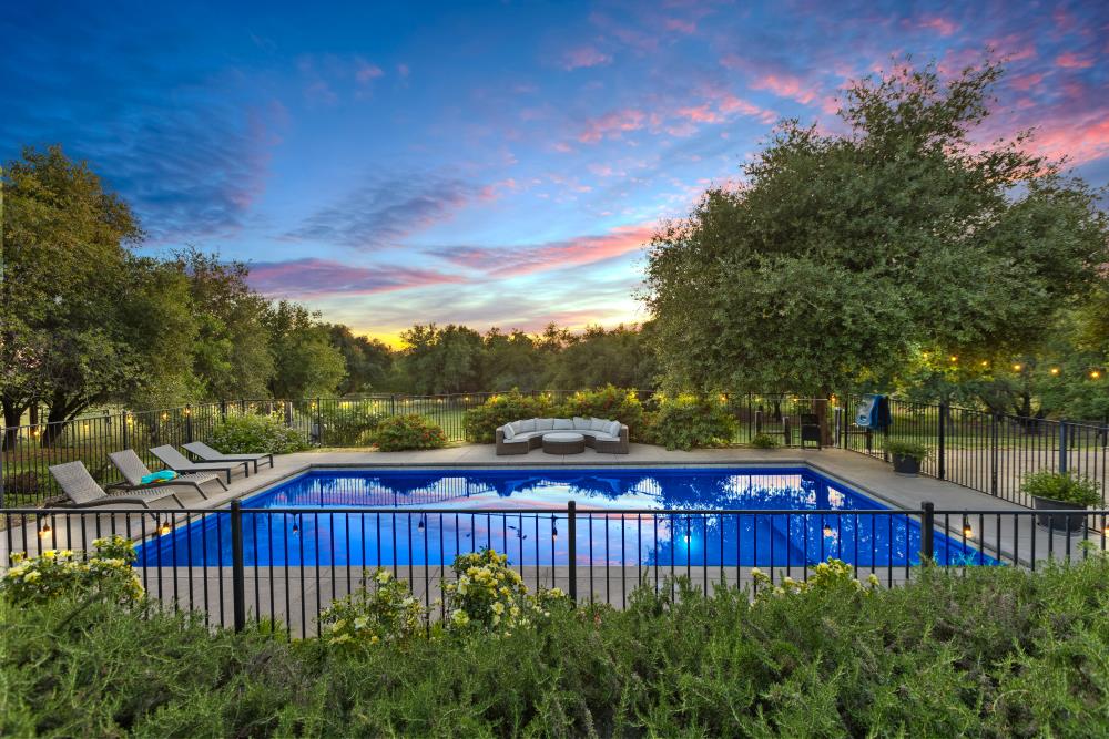 Detail Gallery Image 7 of 60 For 6260 Morgan Pl, Loomis,  CA 95650 - 5 Beds | 5/1 Baths