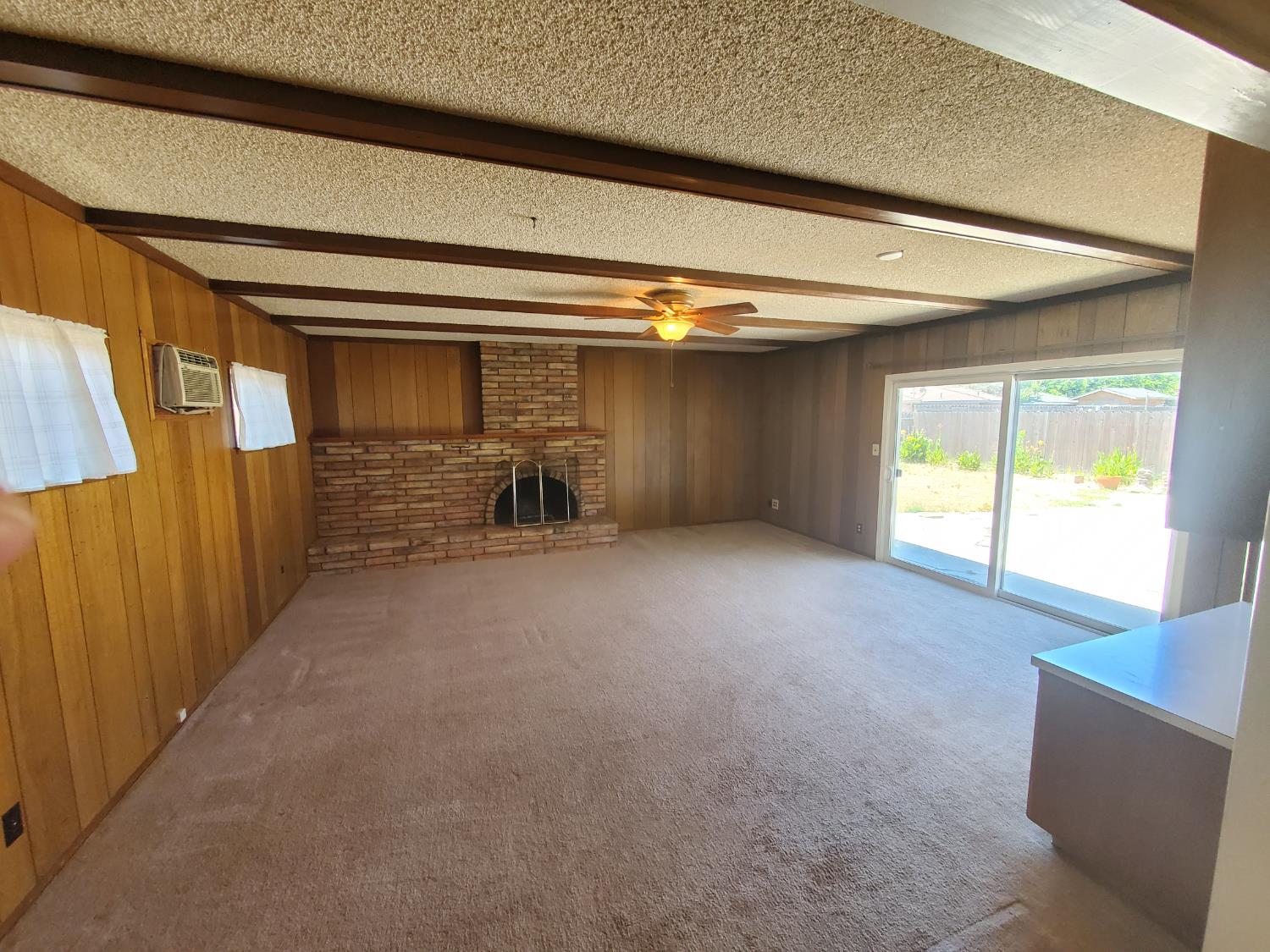 Detail Gallery Image 9 of 28 For 1326 Cypress Ave, Modesto,  CA 95350 - 3 Beds | 2 Baths