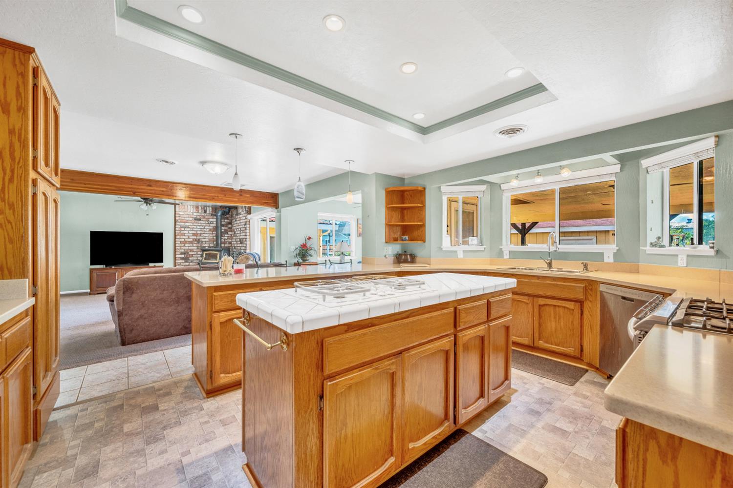 Detail Gallery Image 10 of 45 For 929 9th St, Williams,  CA 95987 - 4 Beds | 3 Baths