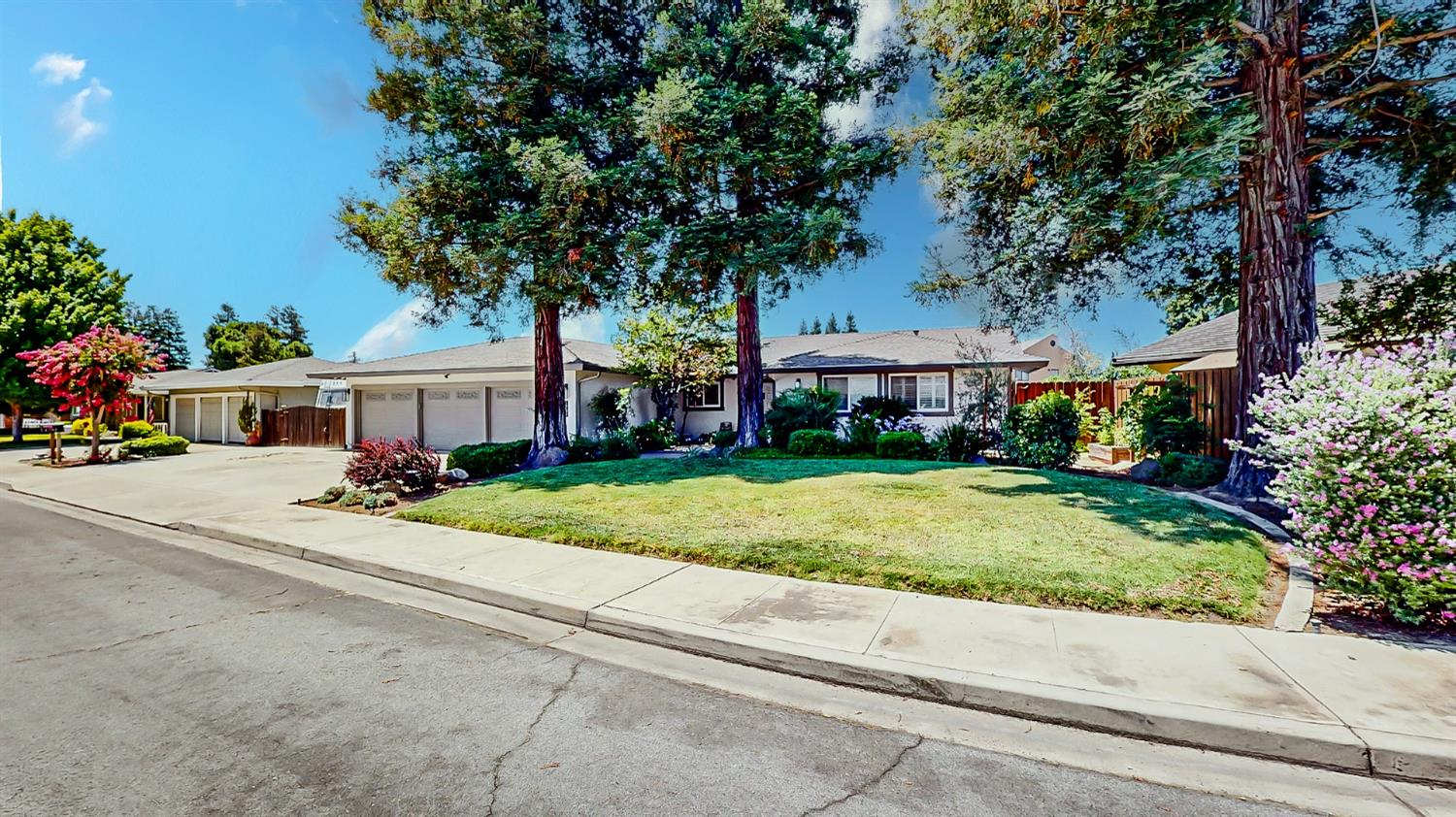 Detail Gallery Image 3 of 45 For 1781 Smith Dr, Turlock,  CA 95382 - 3 Beds | 2/1 Baths