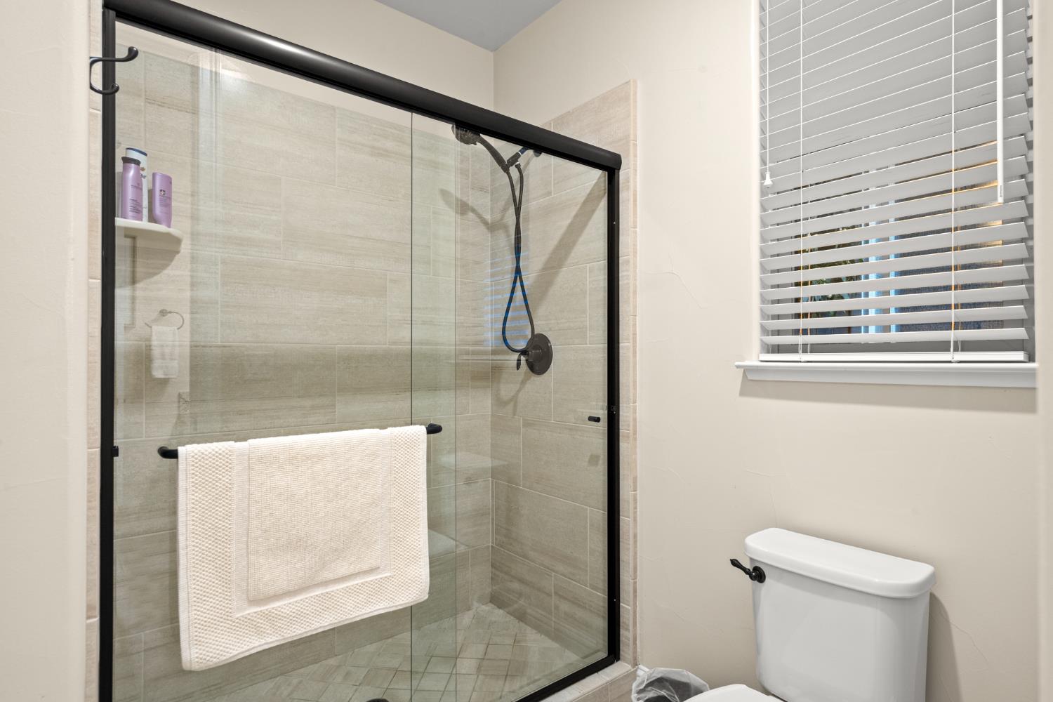 Detail Gallery Image 43 of 60 For 2901 Quicksilver Ct, Rocklin,  CA 95677 - 4 Beds | 3 Baths