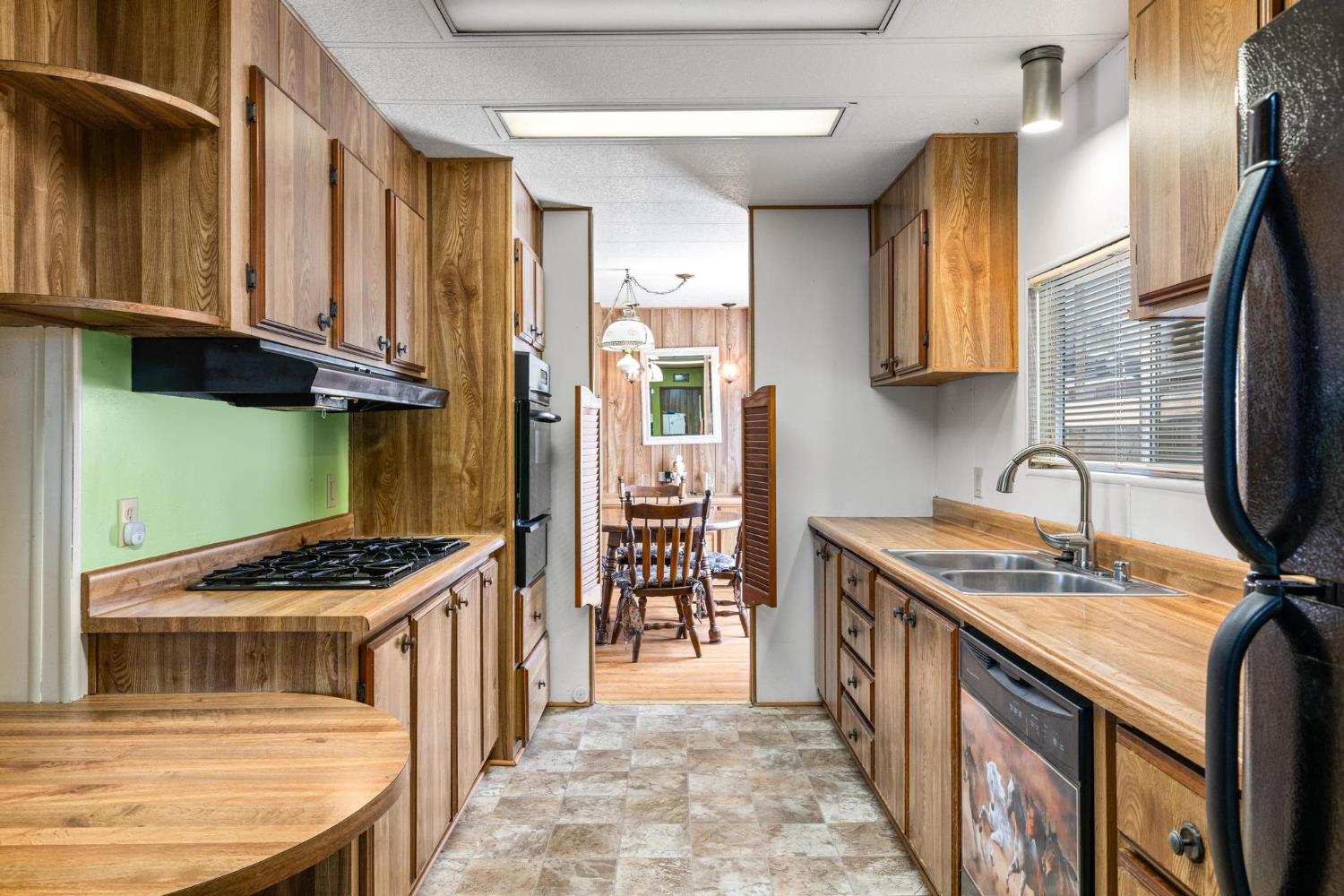 Detail Gallery Image 4 of 21 For 1200 S Carpenter Rd 4, Modesto,  CA 95351 - 3 Beds | 2 Baths