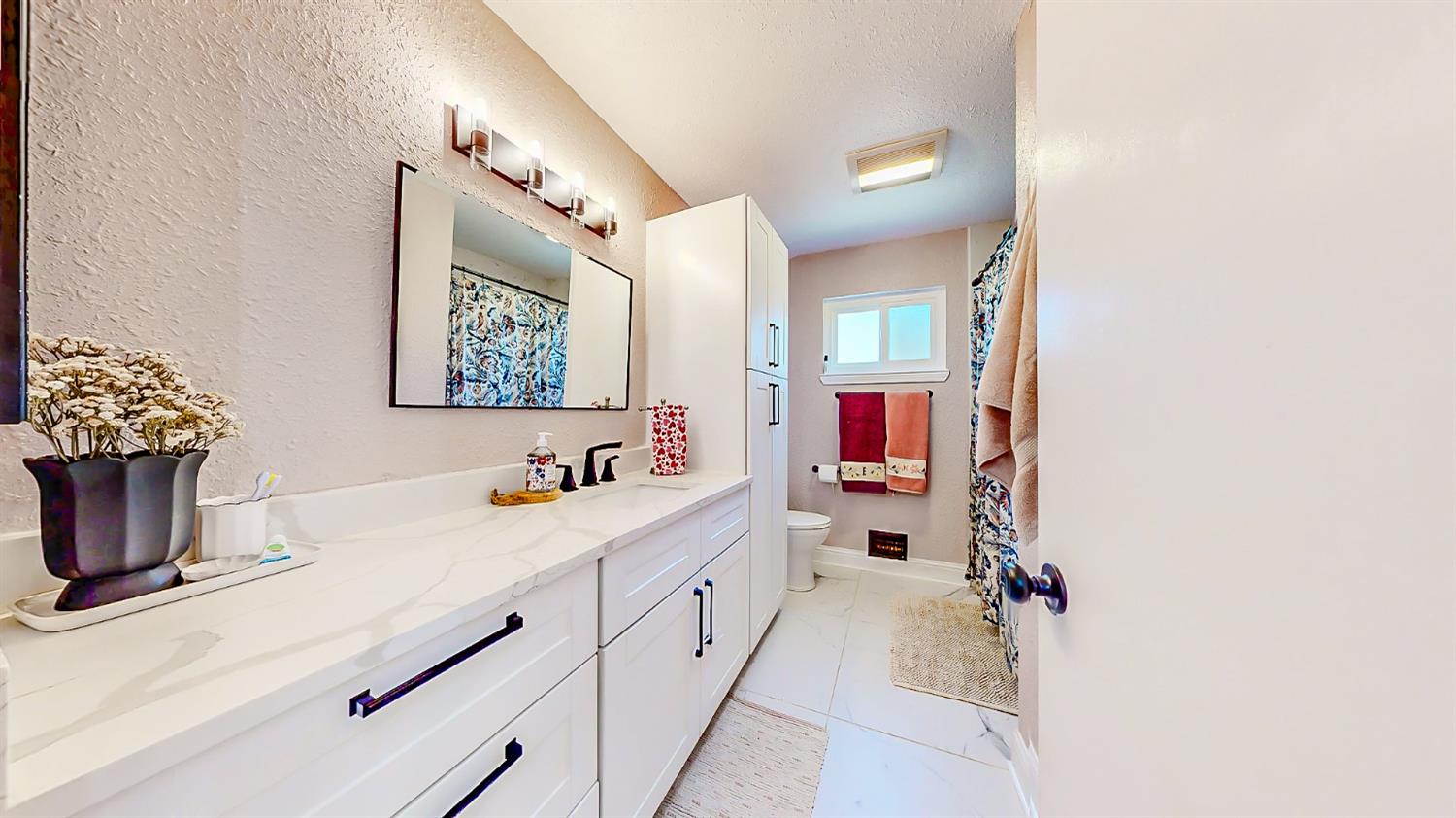 Detail Gallery Image 10 of 45 For 1781 Smith Dr, Turlock,  CA 95382 - 3 Beds | 2/1 Baths