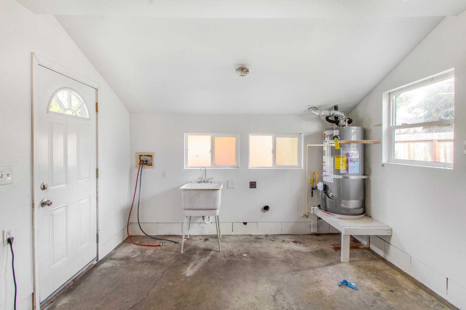Detail Gallery Image 20 of 24 For 136 Village Rd, Modesto,  CA 95354 - 2 Beds | 1 Baths