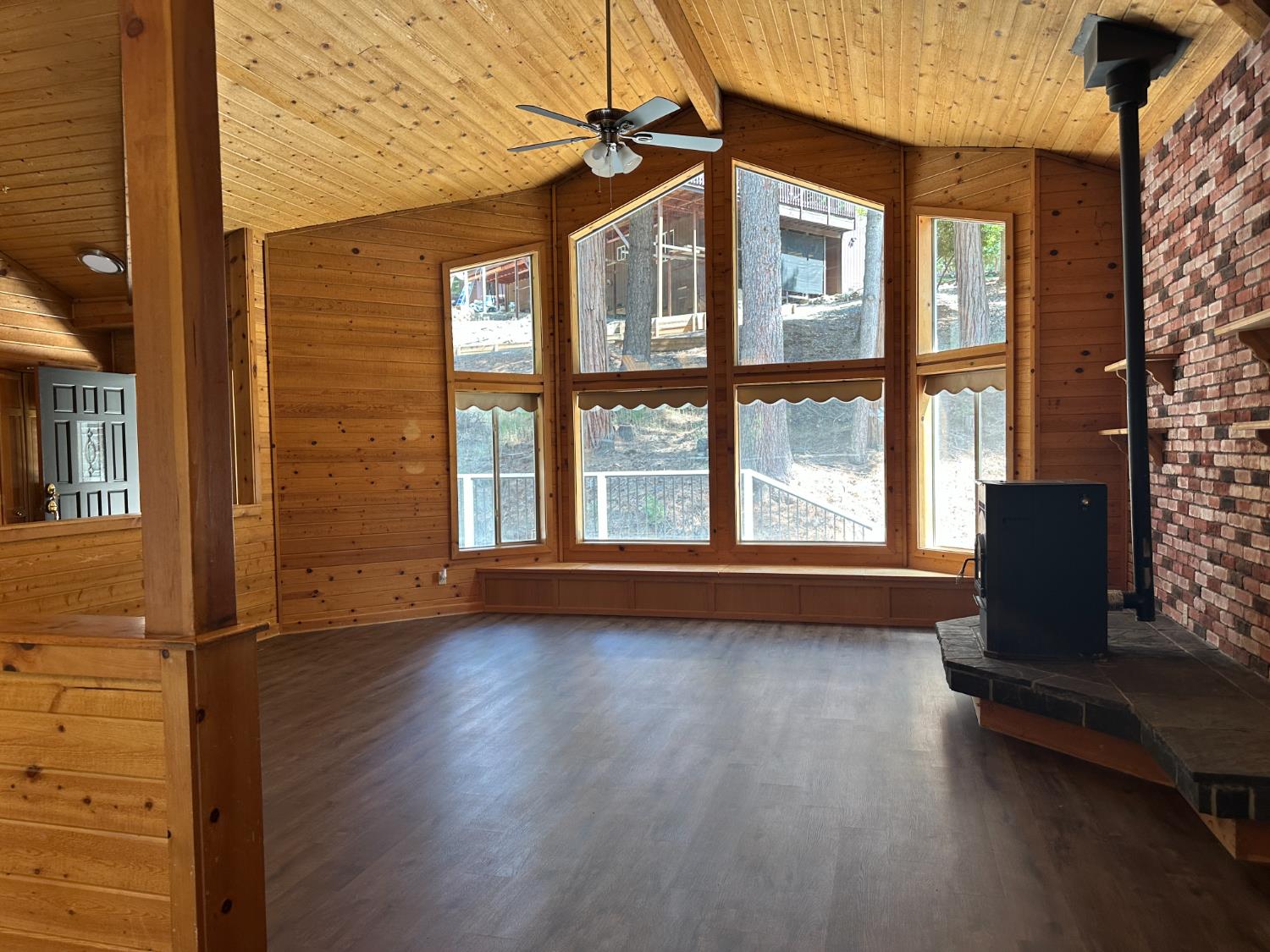 Detail Gallery Image 65 of 69 For 5801 Lupin Ln, Pollock Pines,  CA 95726 - 3 Beds | 3 Baths