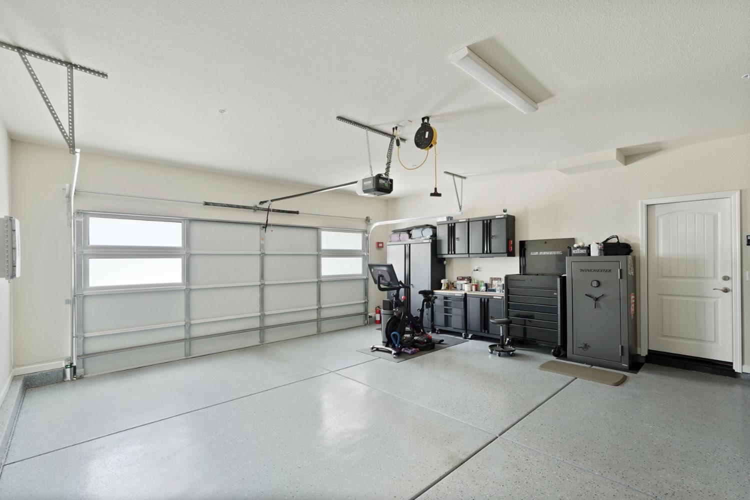 Detail Gallery Image 30 of 35 For 1517 Luminous St, Modesto,  CA 95356 - 4 Beds | 2/1 Baths
