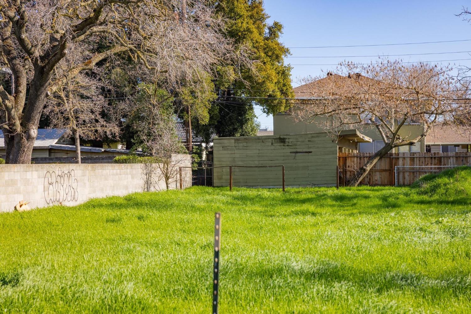 Detail Gallery Image 13 of 20 For 8869 Williamson Dr, Elk Grove,  CA 95624 - – Beds | – Baths