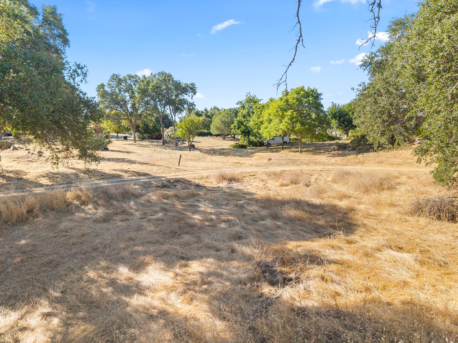 Detail Gallery Image 15 of 52 For 18350 Live Oak Ct, Plymouth,  CA 95669 - 3 Beds | 2/1 Baths