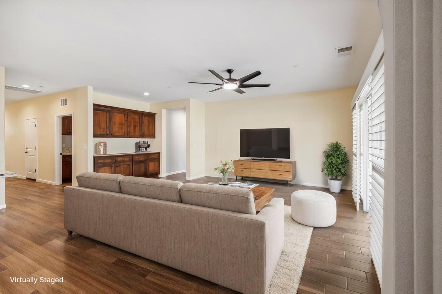 Detail Gallery Image 4 of 75 For 1602 Shakeley, Ione,  CA 95640 - 3 Beds | 2 Baths