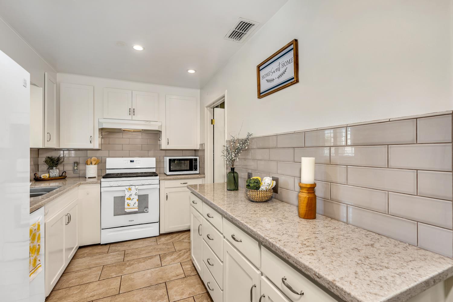 Detail Gallery Image 25 of 51 For 1586 Underwood Ave, Atwater,  CA 95301 - 3 Beds | 2 Baths