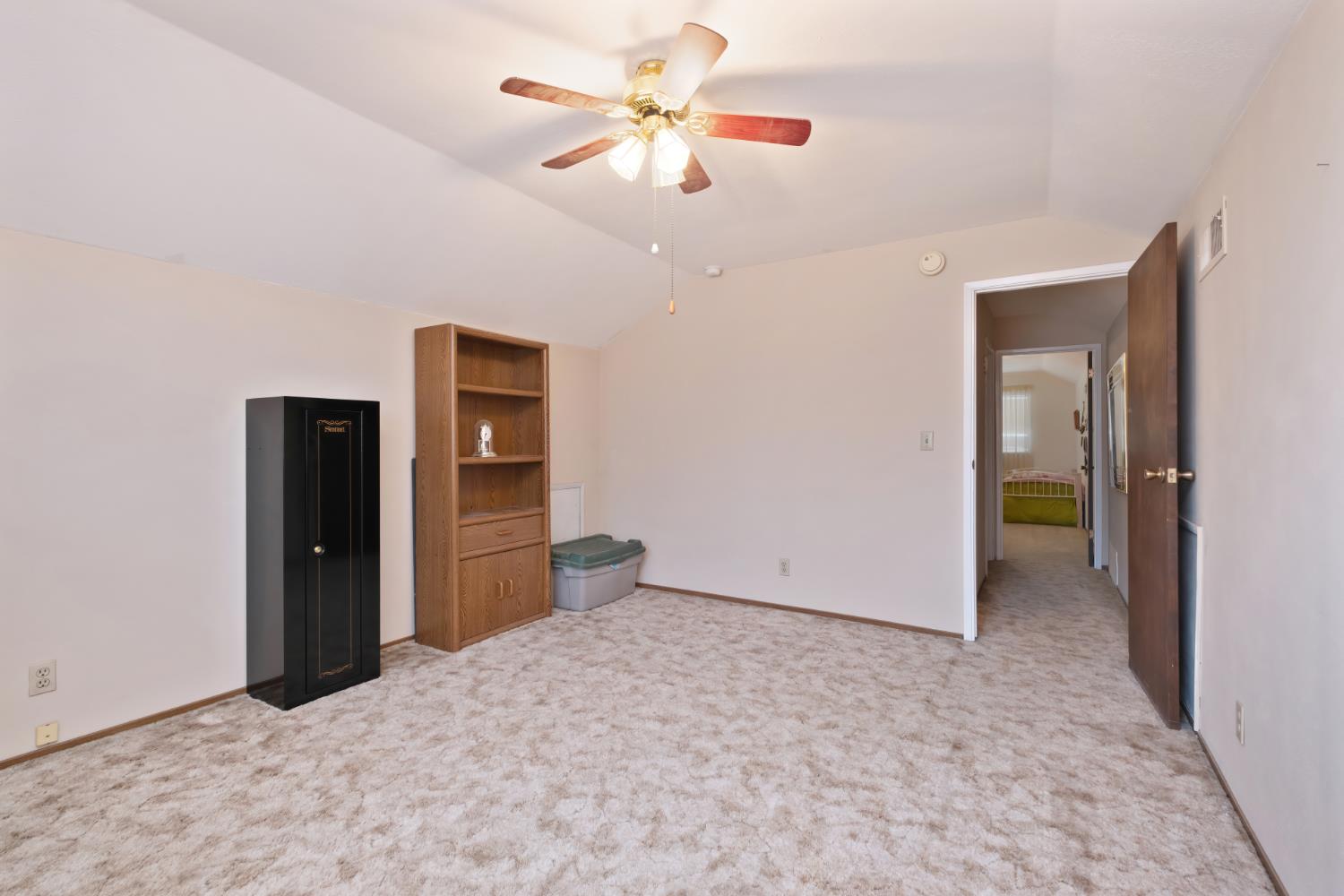 Detail Gallery Image 24 of 36 For 4209 Jump Ct, Sacramento,  CA 95826 - 5 Beds | 3 Baths