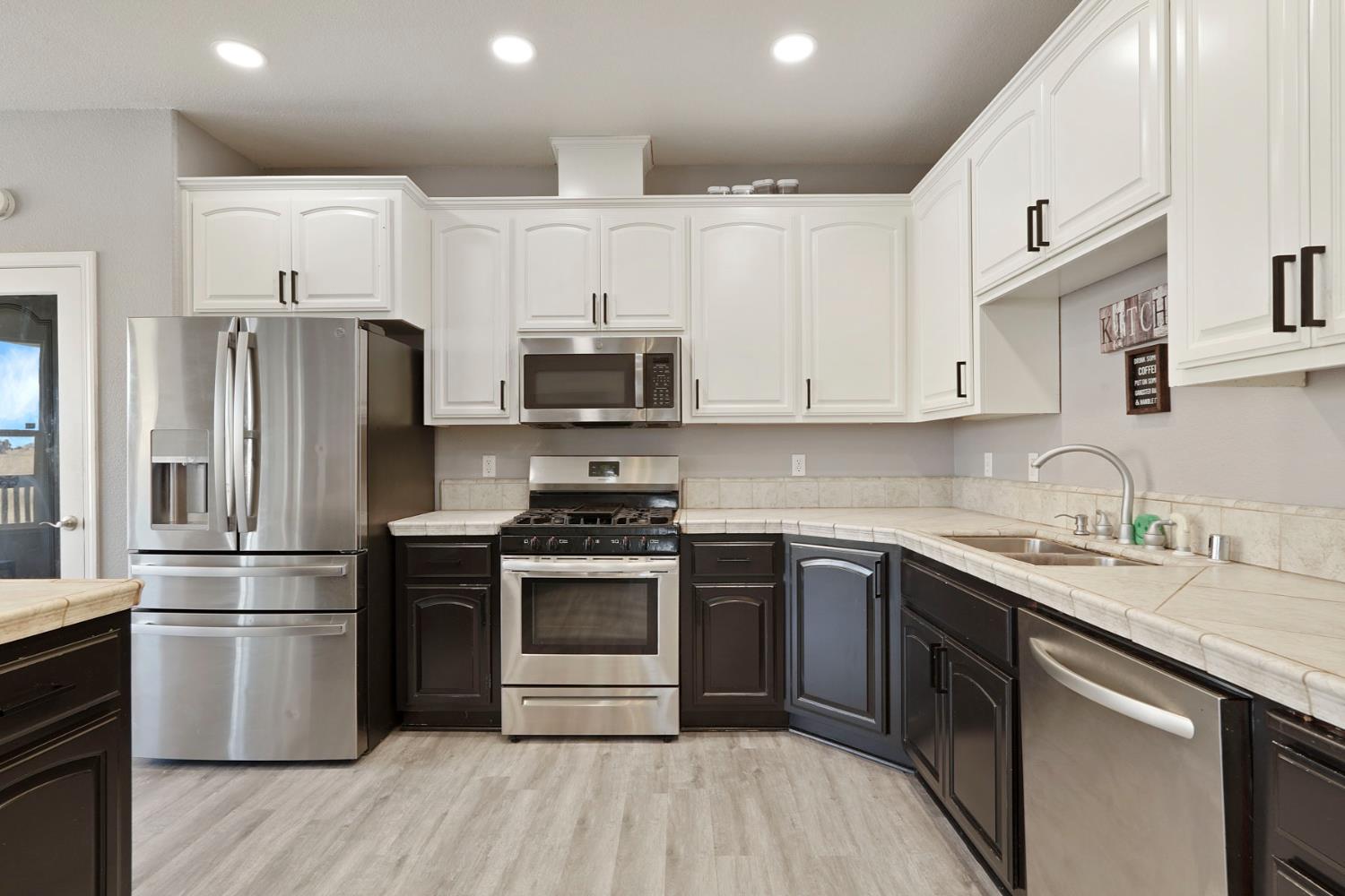 Detail Gallery Image 20 of 60 For 2226 Grapevine Gulch Rd, Ione,  CA 95640 - 3 Beds | 2/1 Baths