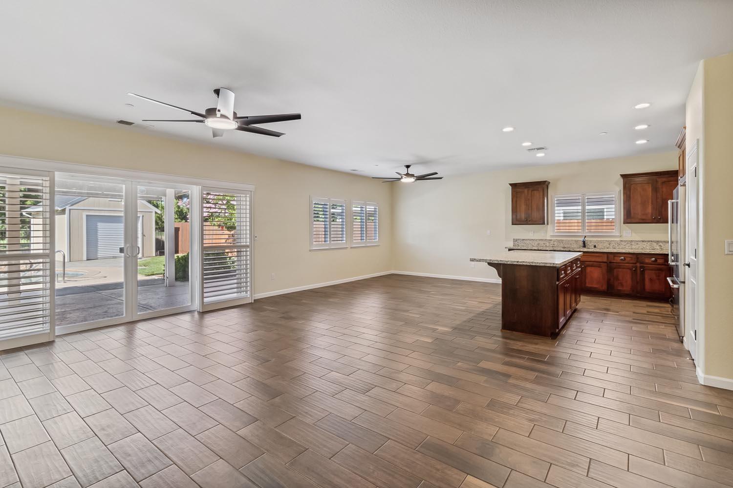Detail Gallery Image 8 of 75 For 1602 Shakeley, Ione,  CA 95640 - 3 Beds | 2 Baths