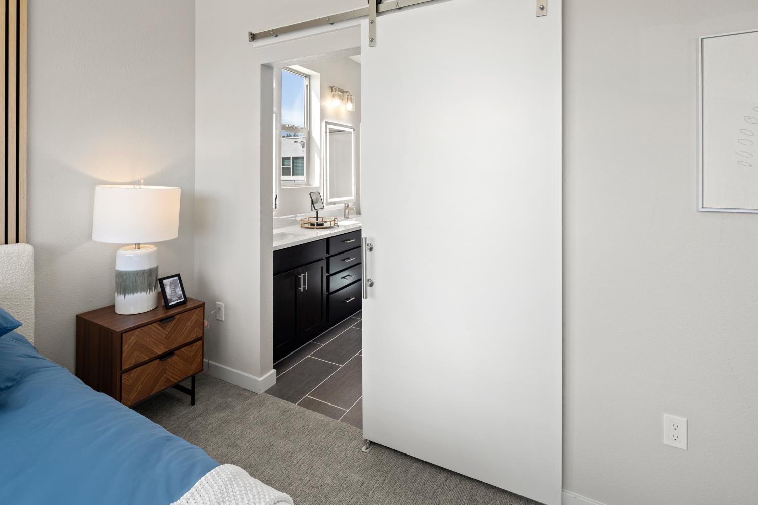 Detail Gallery Image 22 of 34 For 2037 Odin Walk, Sacramento,  CA 95835 - 3 Beds | 2/1 Baths