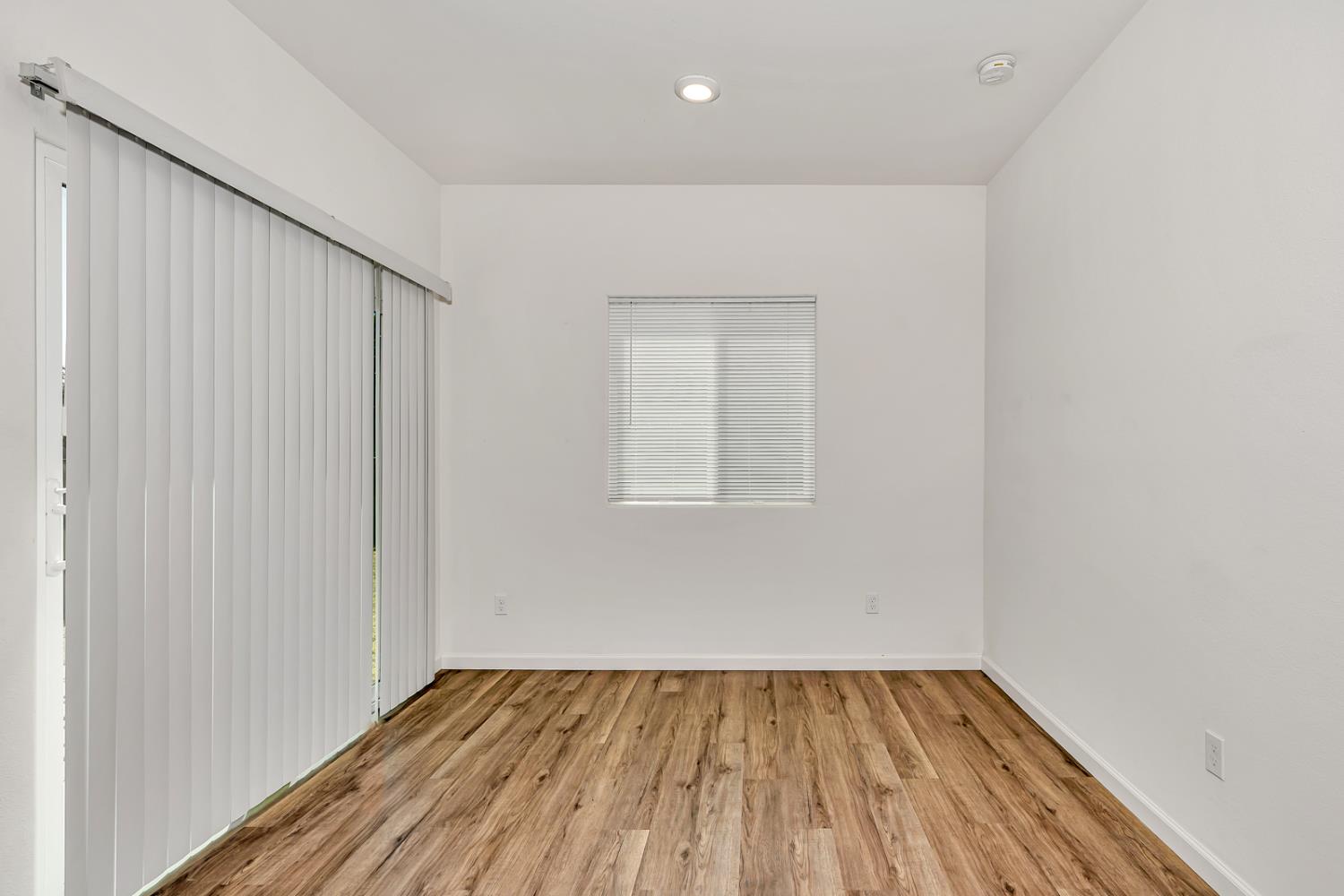 Detail Gallery Image 14 of 37 For 4218 Candle Ct, Merced,  CA 95348 - 4 Beds | 2 Baths