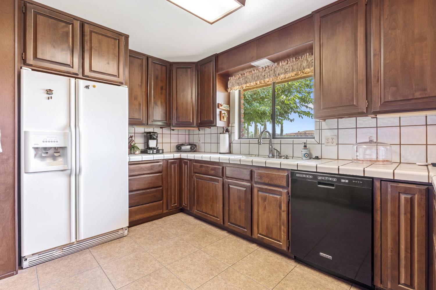 Detail Gallery Image 22 of 59 For 1287 W Valpico Rd, Tracy,  CA 95304 - 3 Beds | 2 Baths