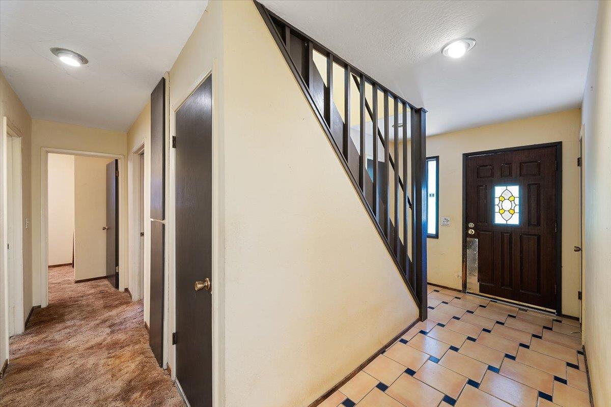 Detail Gallery Image 6 of 44 For 5941 Garden Park Dr, Garden Valley,  CA 95633 - 3 Beds | 2/1 Baths