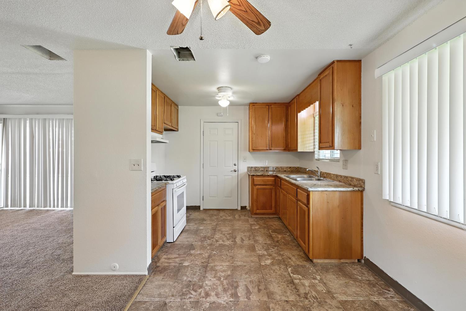 Detail Gallery Image 11 of 35 For 495 Q St, Merced,  CA 95341 - 3 Beds | 1 Baths