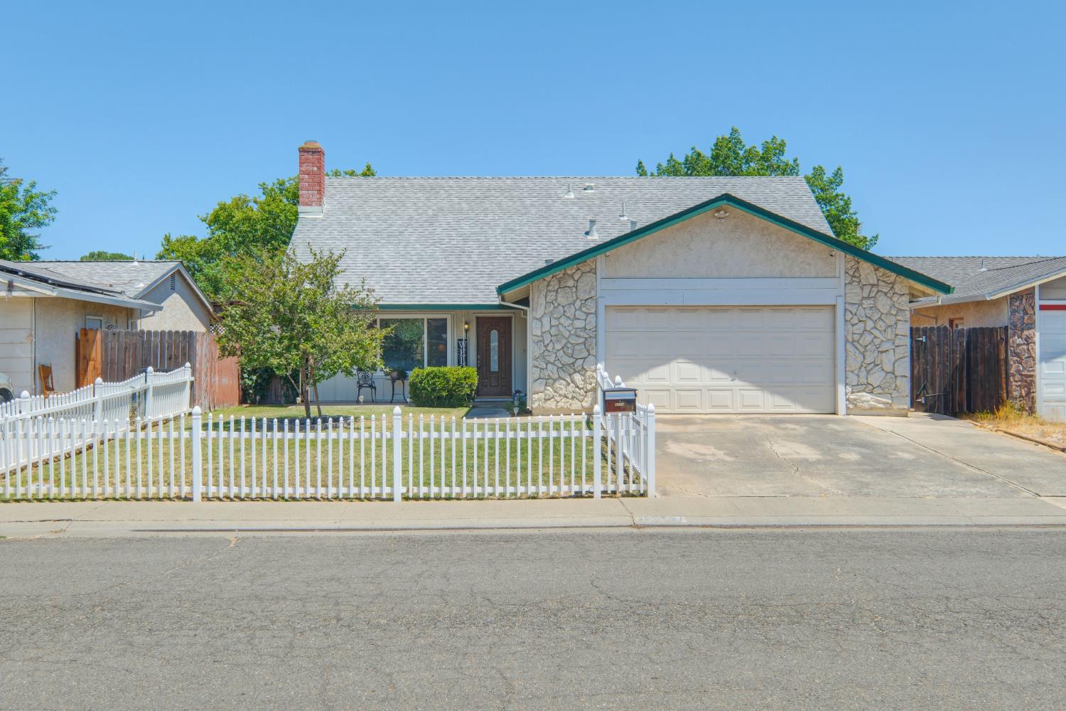 Detail Gallery Image 36 of 36 For 4209 Jump Ct, Sacramento,  CA 95826 - 5 Beds | 3 Baths