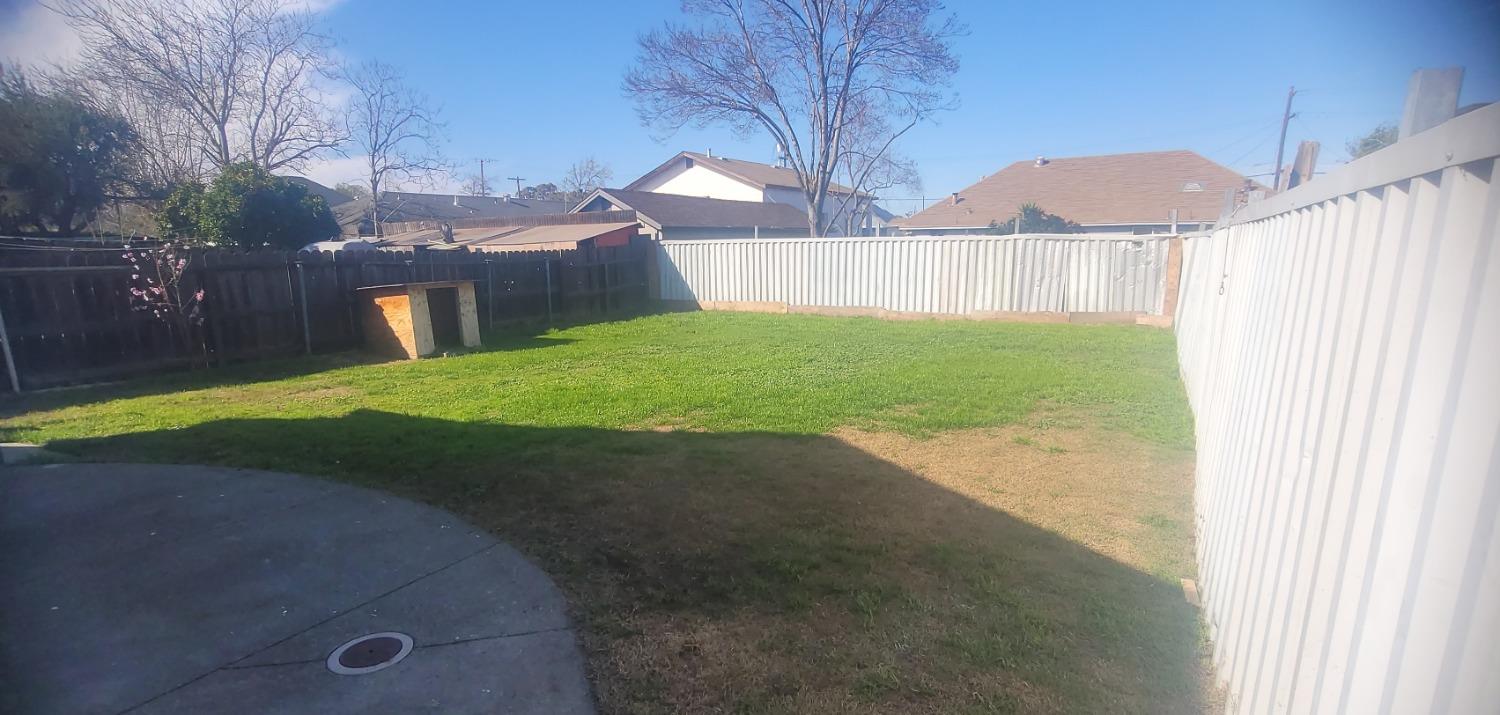 Detail Gallery Image 22 of 30 For 1010 W 4th St, Antioch,  CA 94509 - 3 Beds | 1 Baths