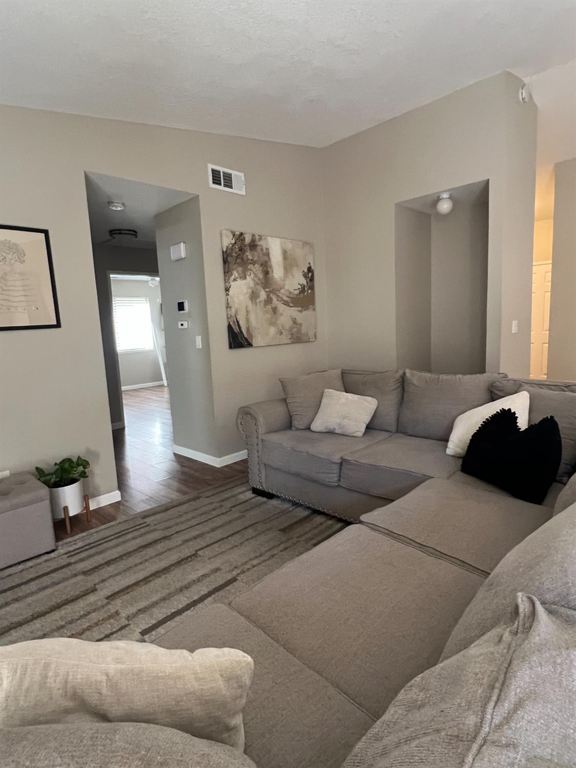 Detail Gallery Image 11 of 22 For 929 Inez, Modesto,  CA 95351 - 2 Beds | 2 Baths