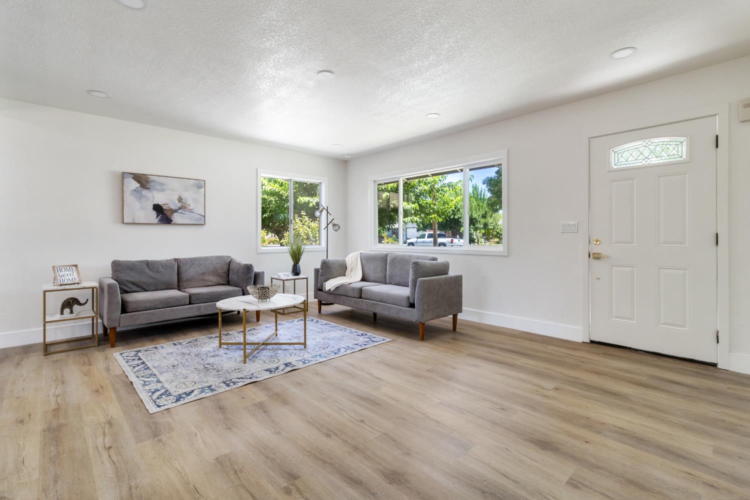 Detail Gallery Image 5 of 26 For 1335 Eucalyptus Ave, Newman,  CA 95360 - 4 Beds | 2 Baths