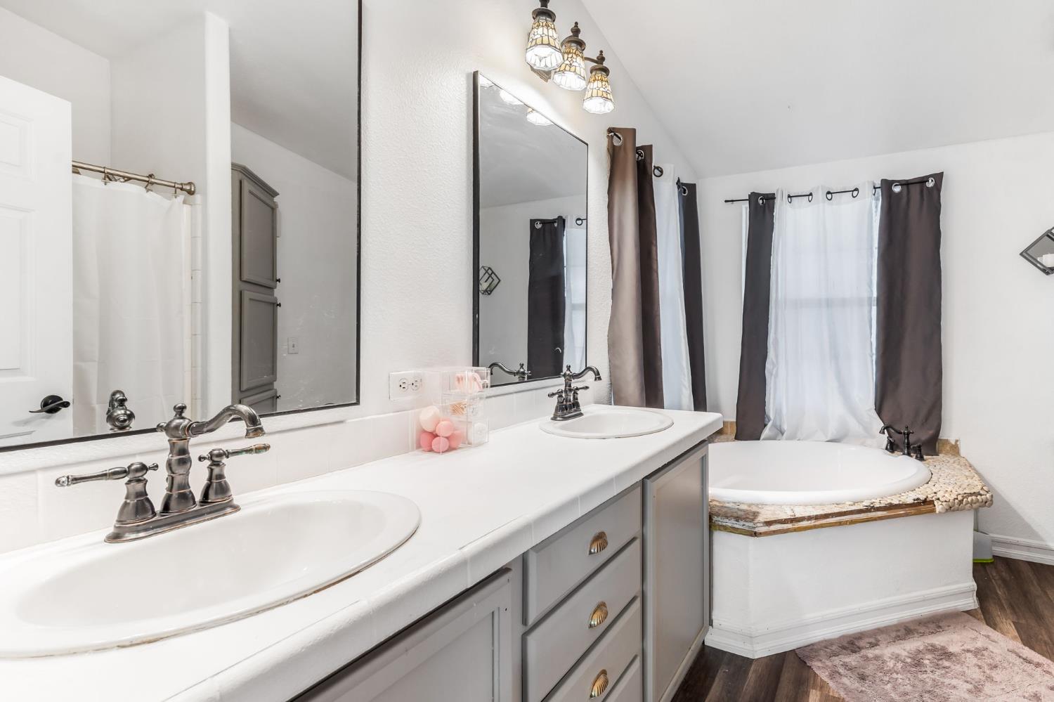 Detail Gallery Image 26 of 47 For 1050 W Capitol Ave 11, West Sacramento,  CA 95691 - 3 Beds | 2 Baths