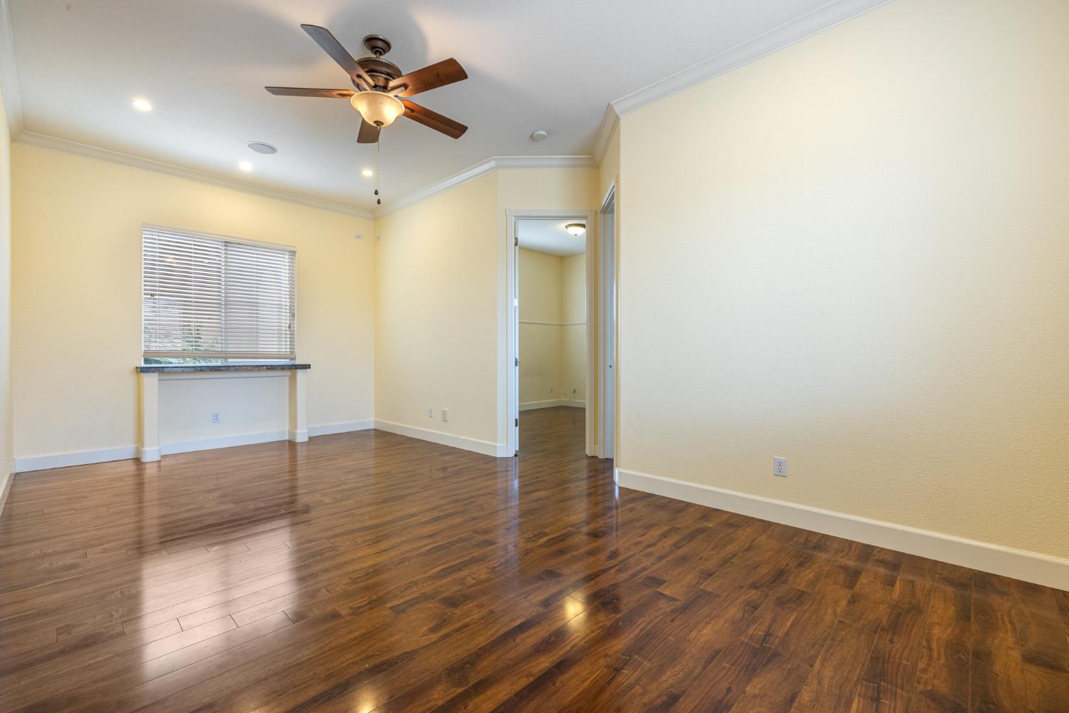 Detail Gallery Image 7 of 28 For 3501 Valley Oak Dr, Ceres,  CA 95307 - 4 Beds | 2/1 Baths