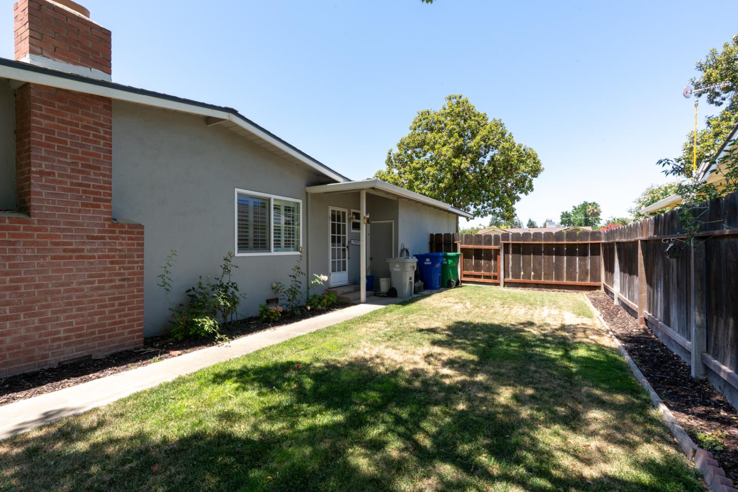 Detail Gallery Image 35 of 51 For 1586 Underwood Ave, Atwater,  CA 95301 - 3 Beds | 2 Baths