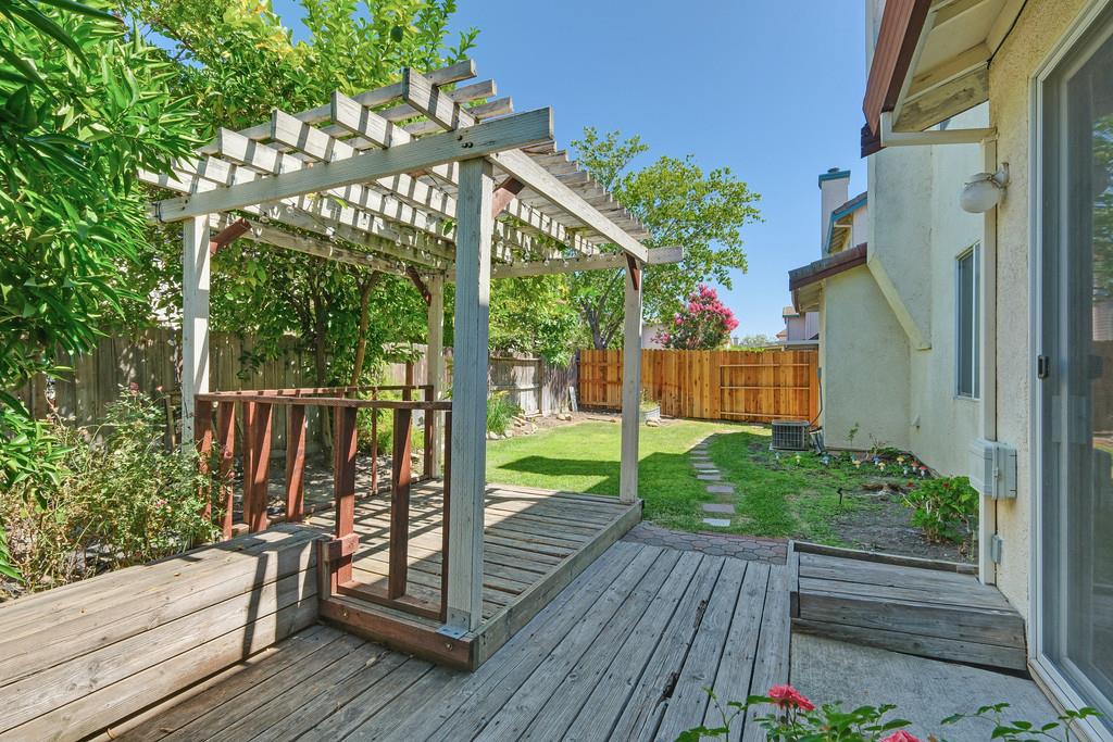 Detail Gallery Image 25 of 29 For Address Is Not Disclosed, Sacramento,  CA 95835 - 4 Beds | 2/1 Baths