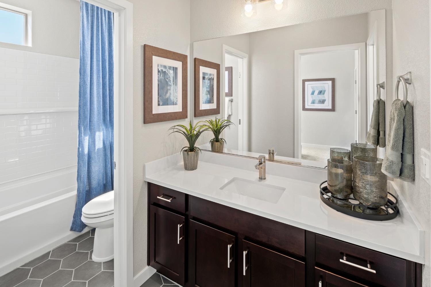 Detail Gallery Image 29 of 34 For 2037 Odin Walk, Sacramento,  CA 95835 - 3 Beds | 2/1 Baths