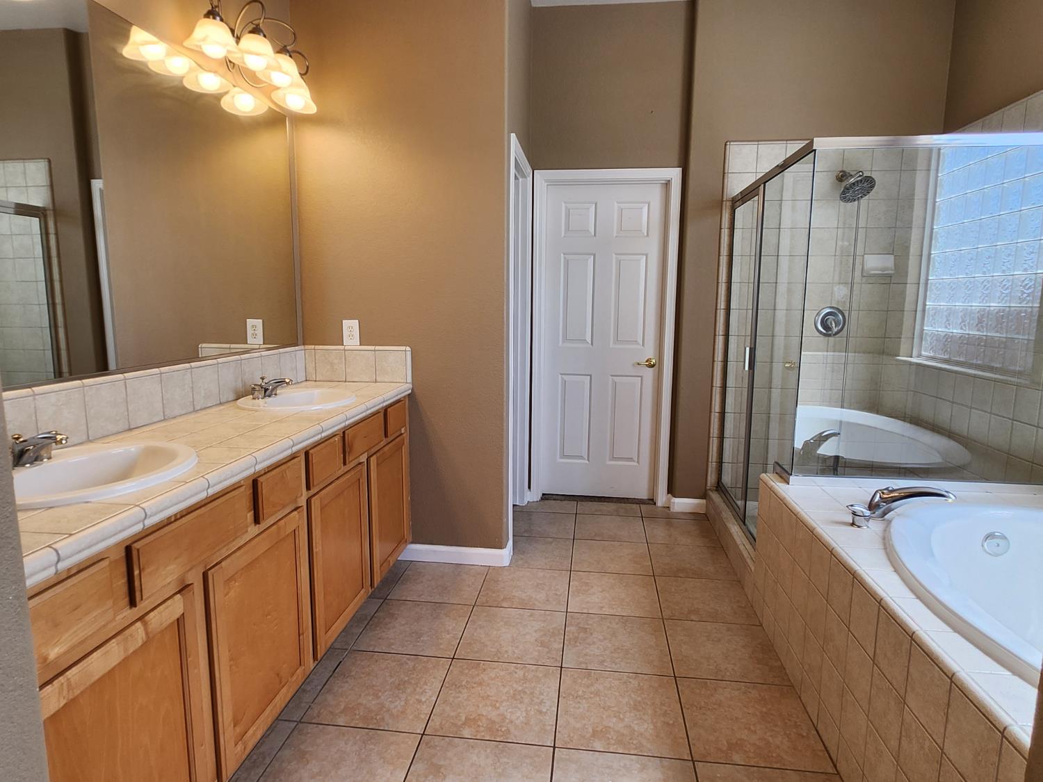 Detail Gallery Image 17 of 19 For 10021 Prairie Dunes Way, Sacramento,  CA 95829 - 4 Beds | 2 Baths