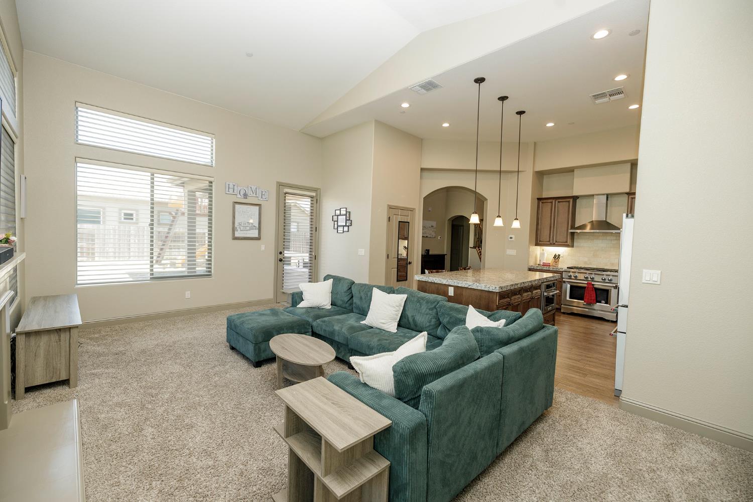 Detail Gallery Image 20 of 48 For 8725 Venetian Ter, Hilmar,  CA 95324 - 5 Beds | 3 Baths